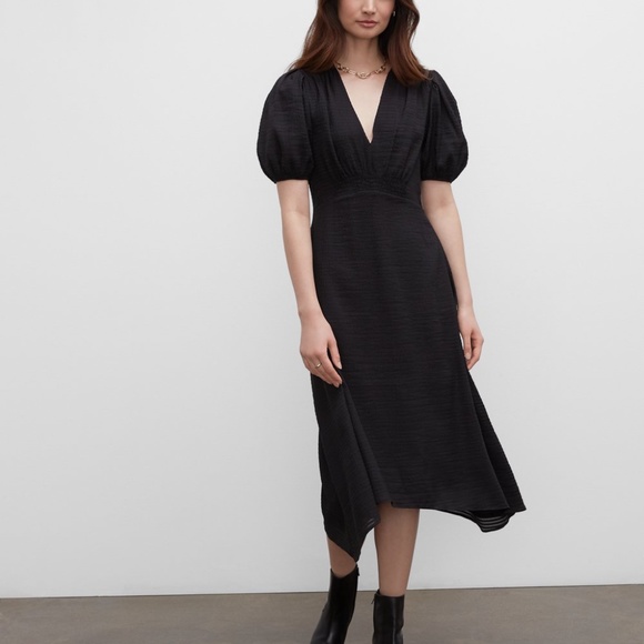 V-Neck Puff Sleeve Dress - Brand New . NEVER WORN - Navy Shell/ Black Lining